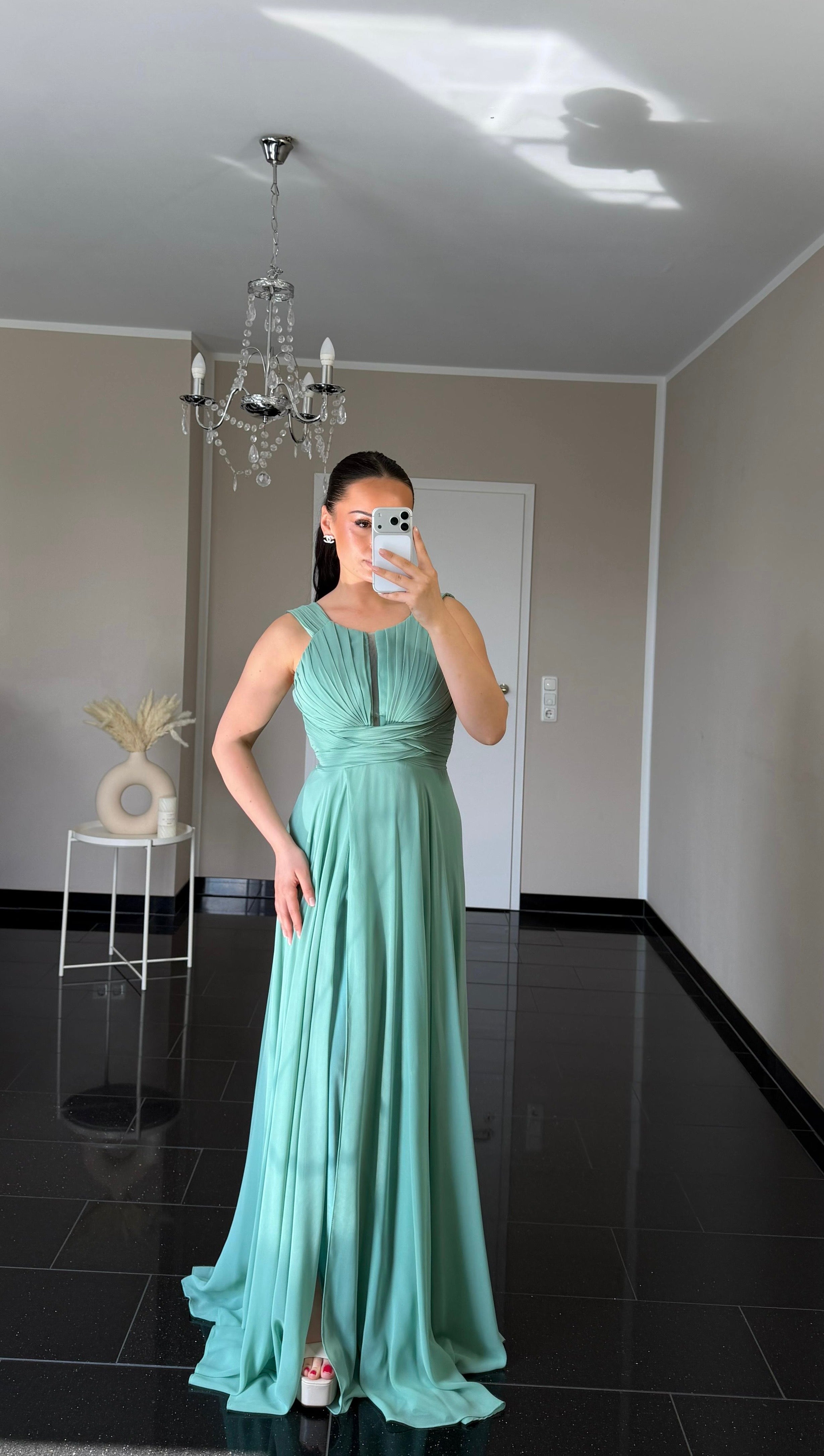 Loreen Mint