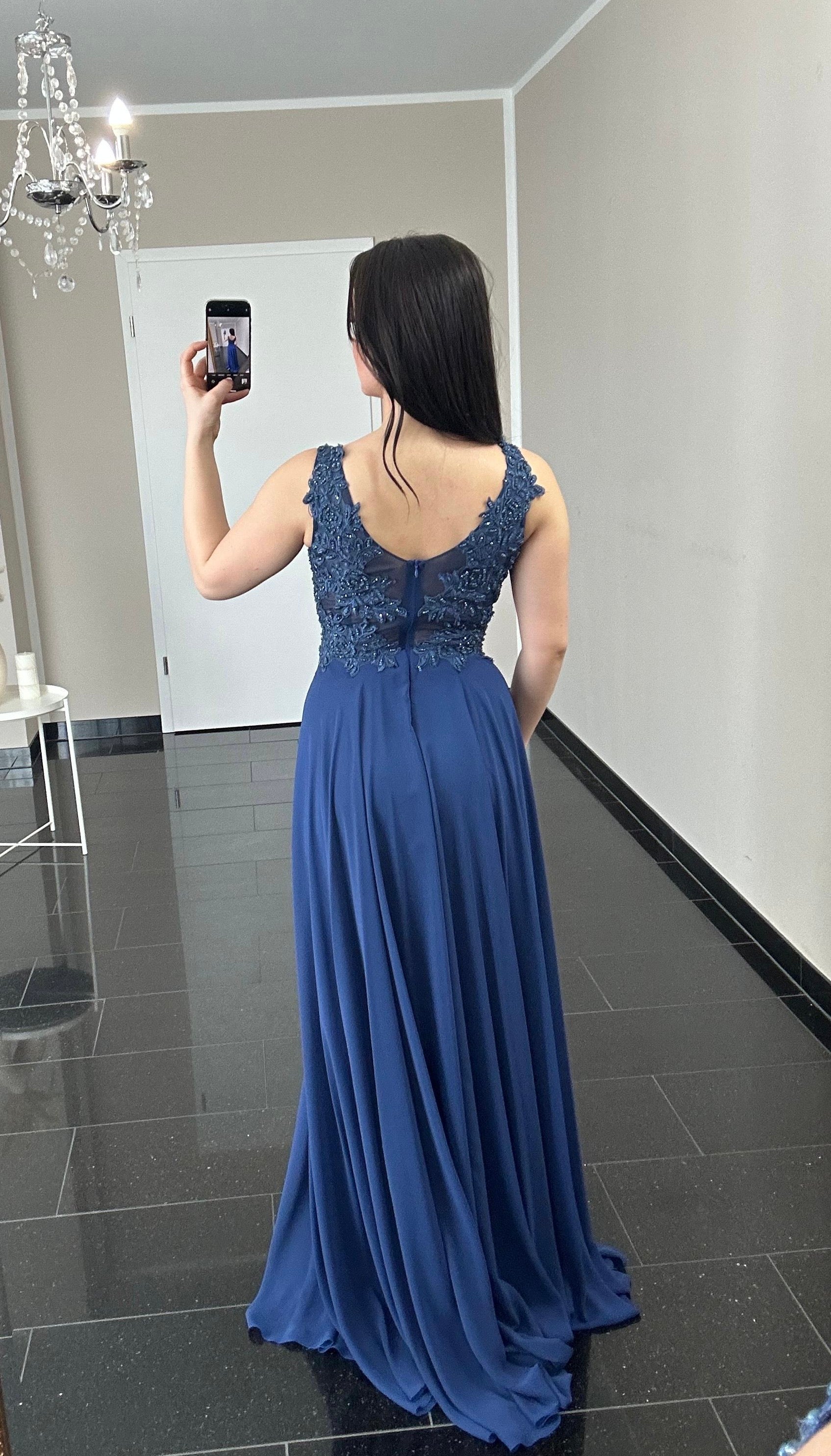 Soraya Royalblau
