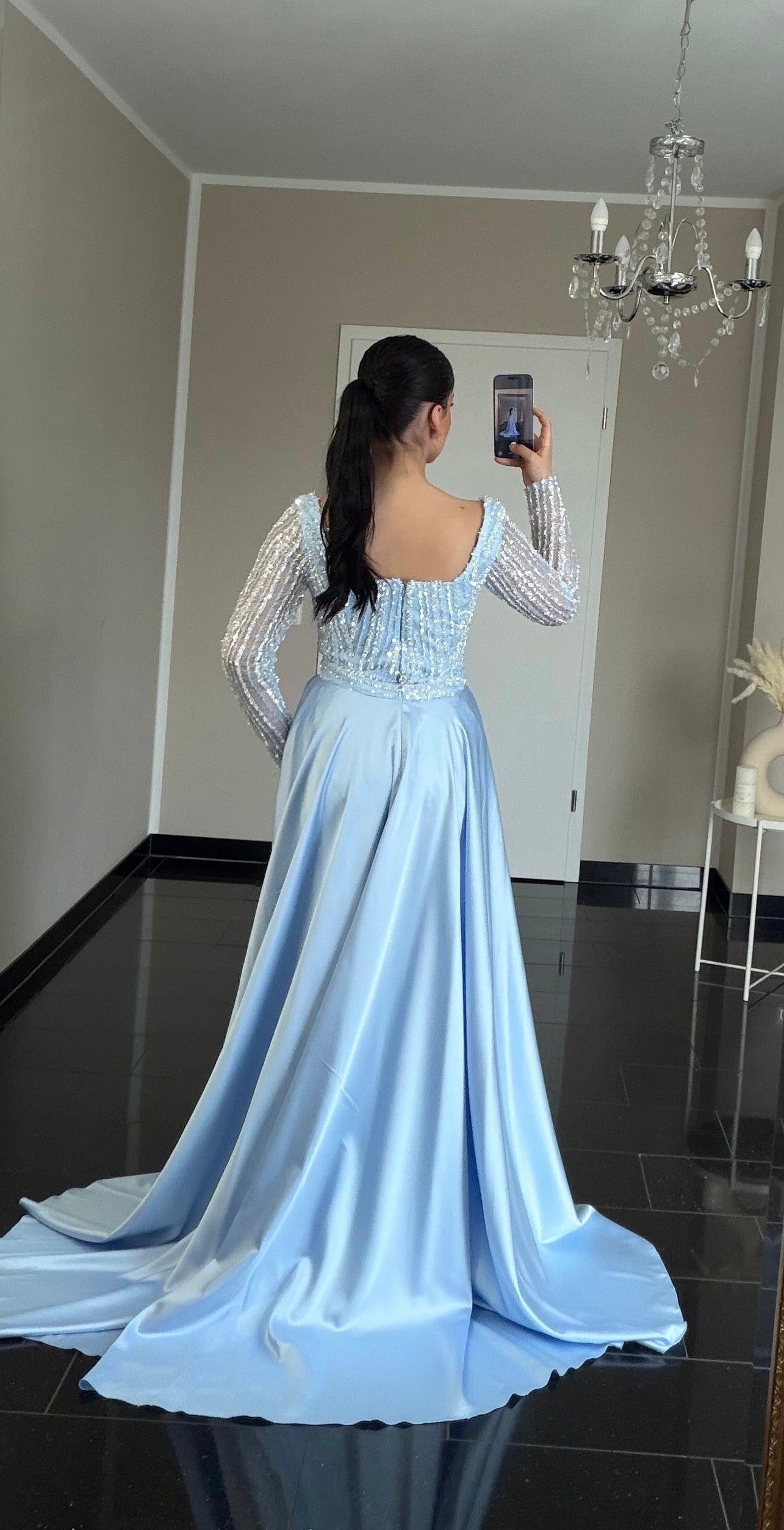 Adena Babyblau