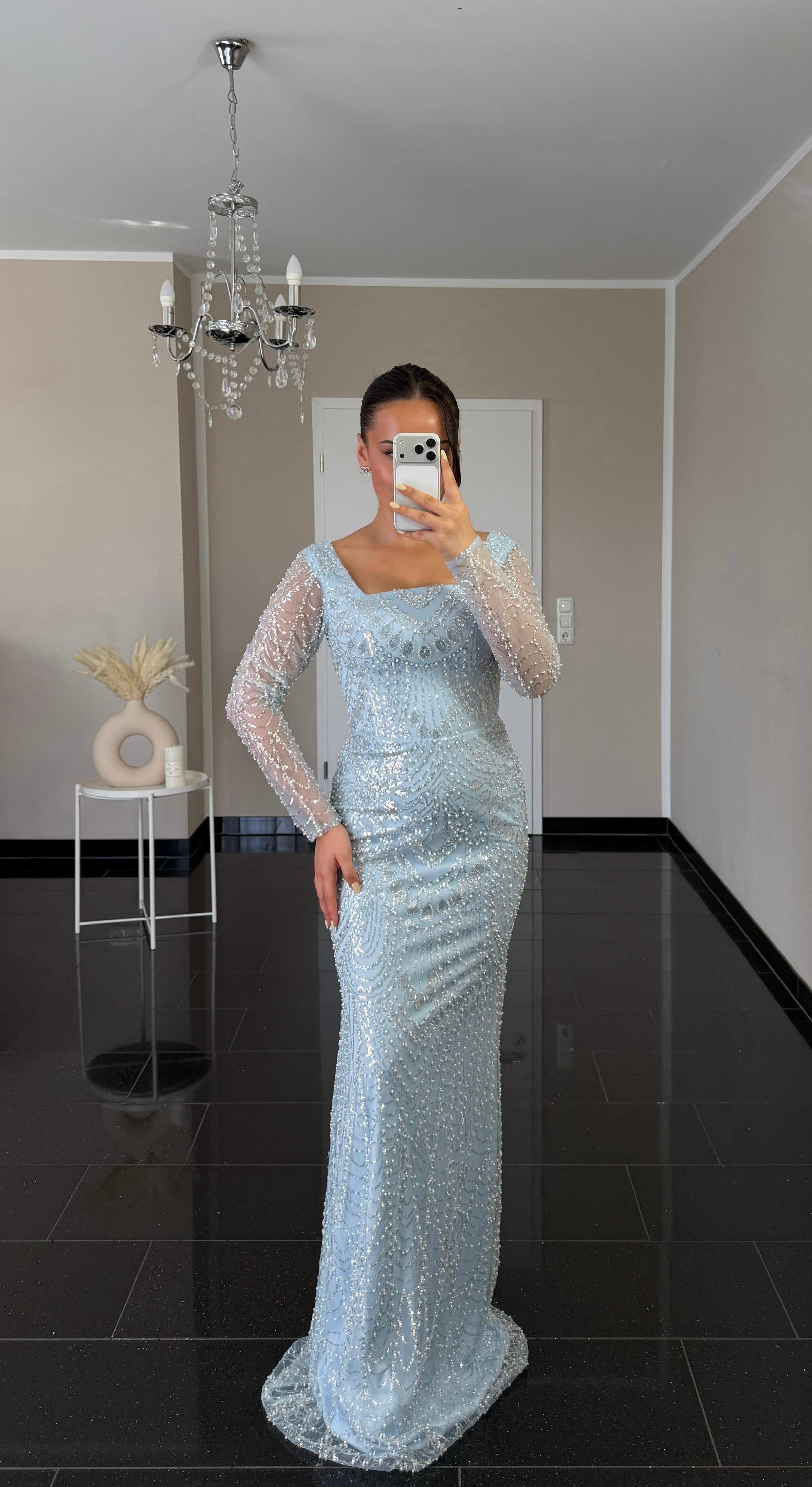 Elissa Babyblau