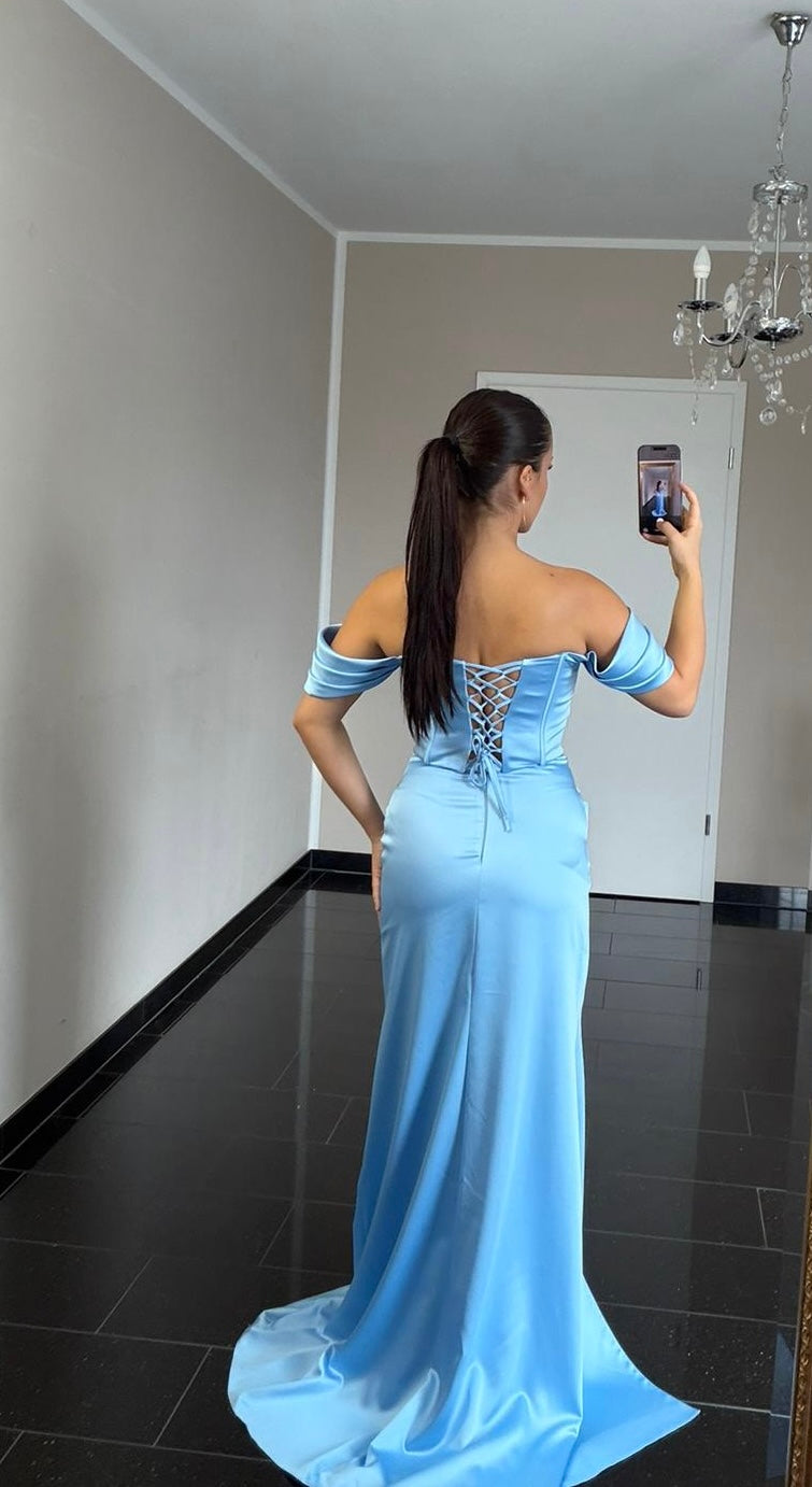 Naima Babyblau