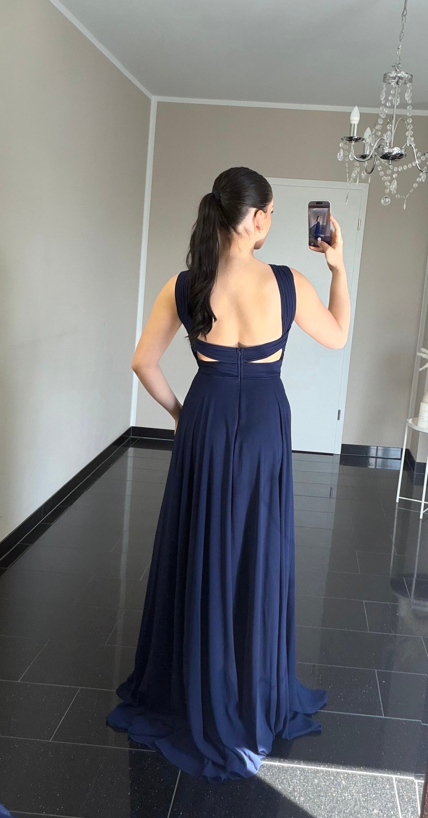 Loreen Dunkelblau