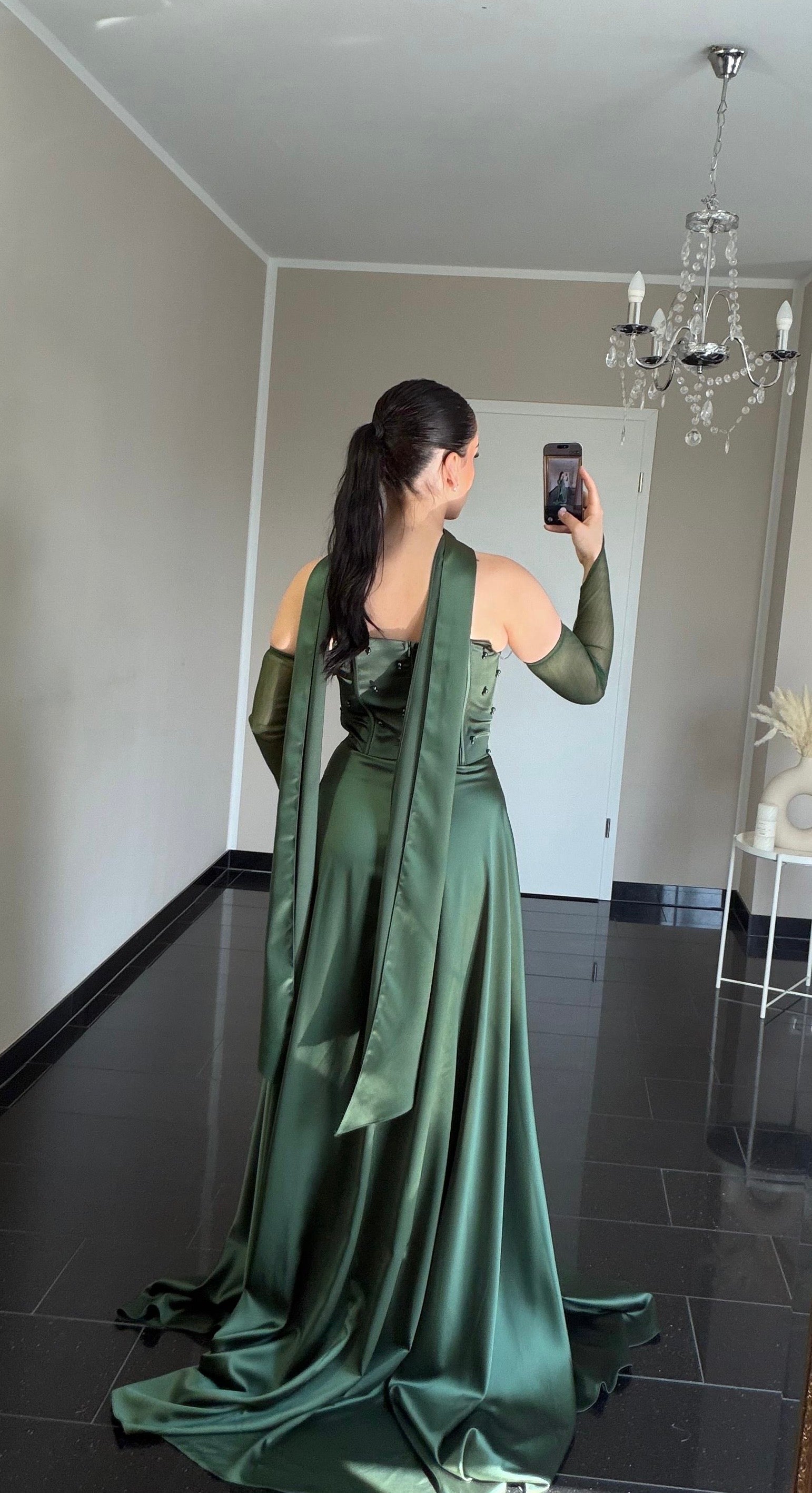 Inara Khaki