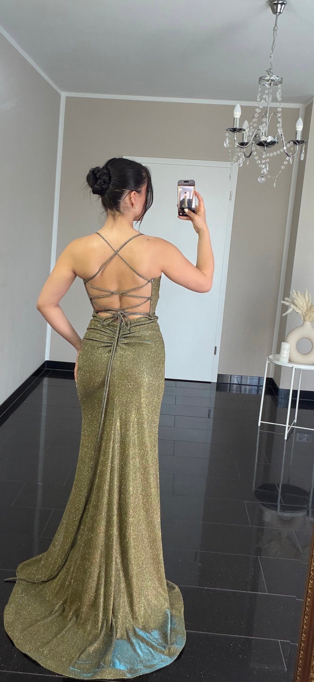 Bella Khaki