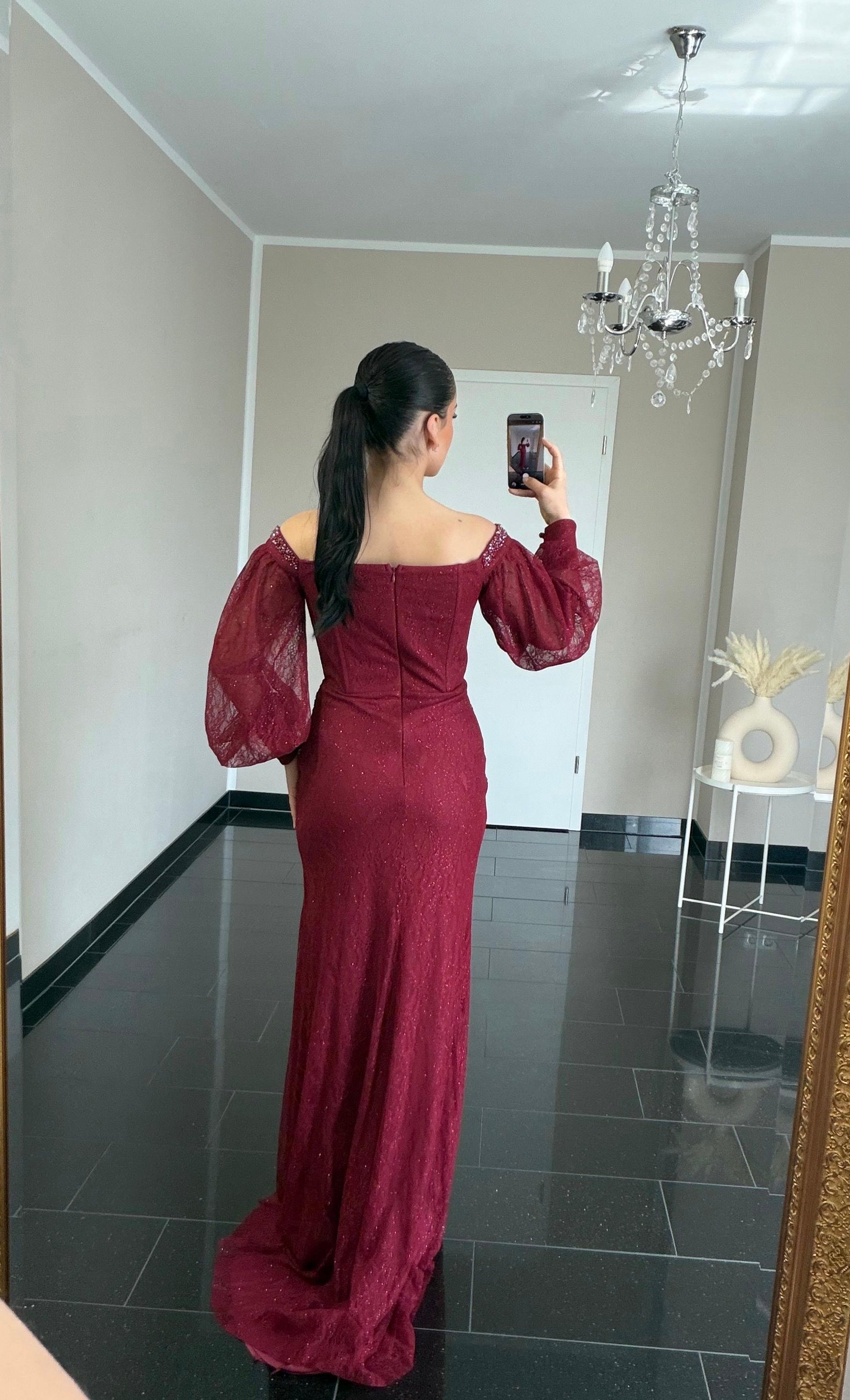 Nayla Bordeaux